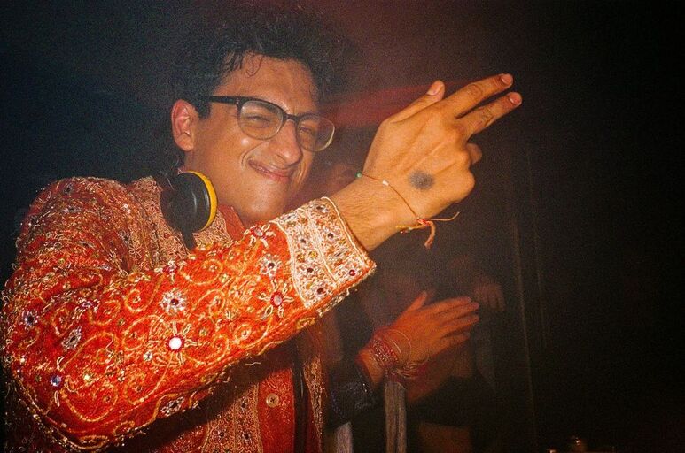 @chandedj Profile Picture