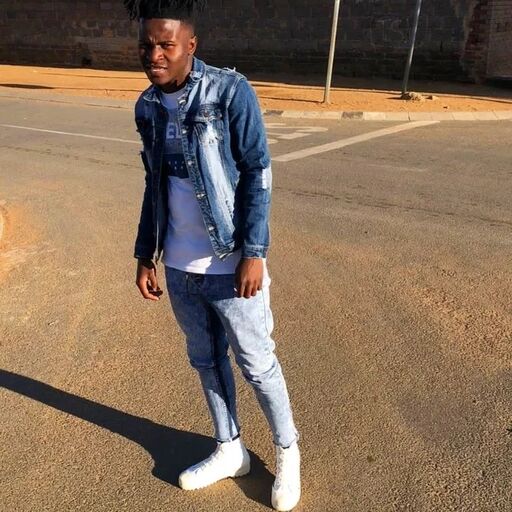 LnkBio profile picture for @de_musiqalsoul