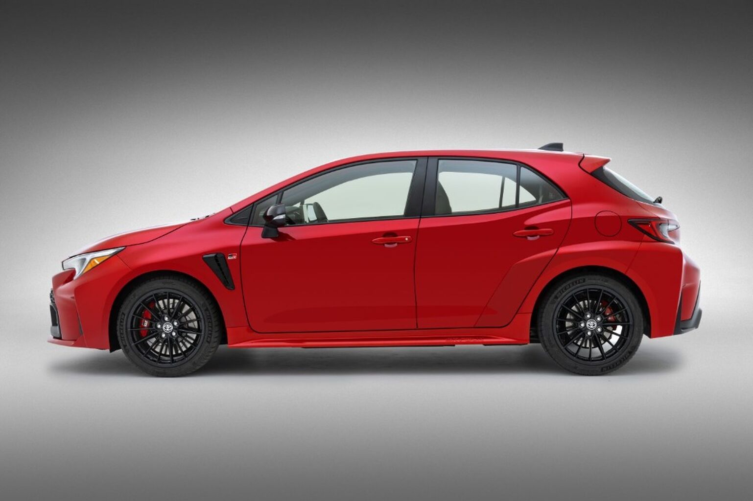 2023 Toyota GR Corolla Images