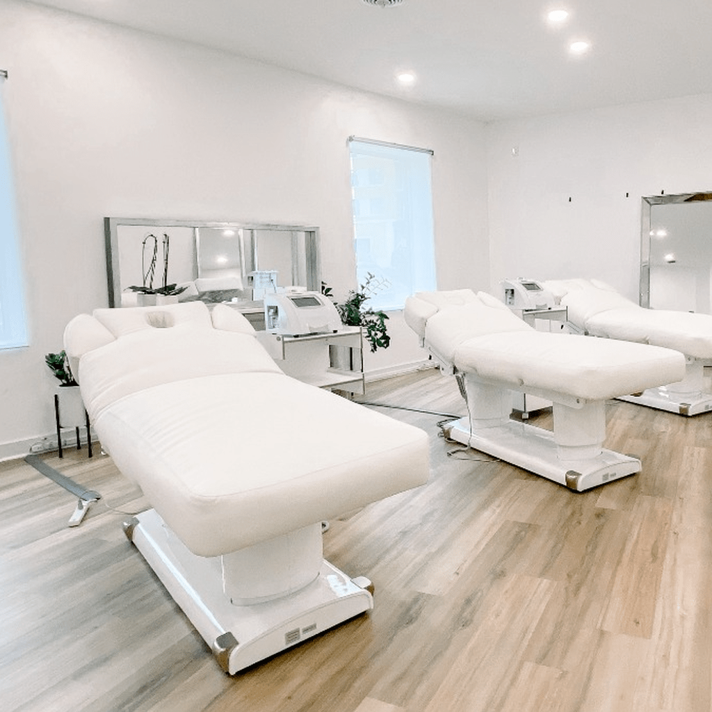 Facial Bar