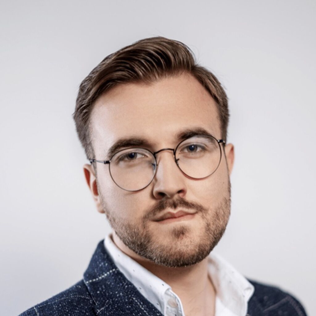 DANIEL J. RAMS, M.D. Student