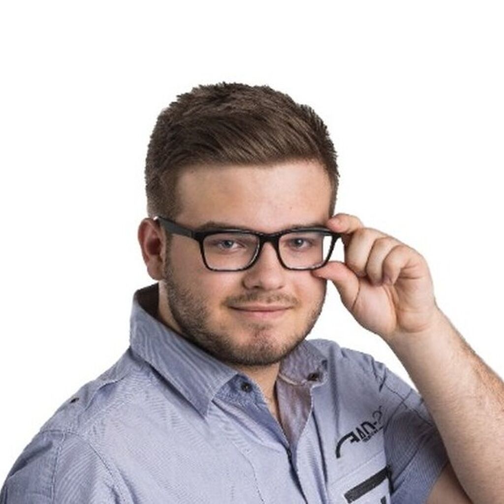 JAKUB BATKO, M.D. Student