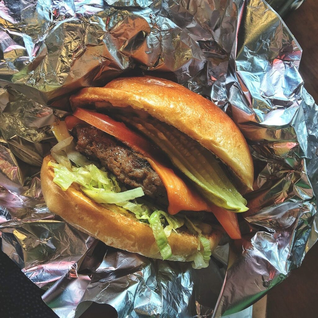 Super Burger v.s. Champ Burger