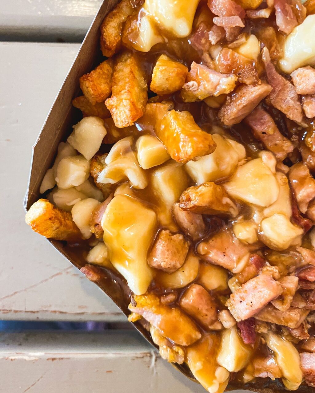 RIV Chip Stand