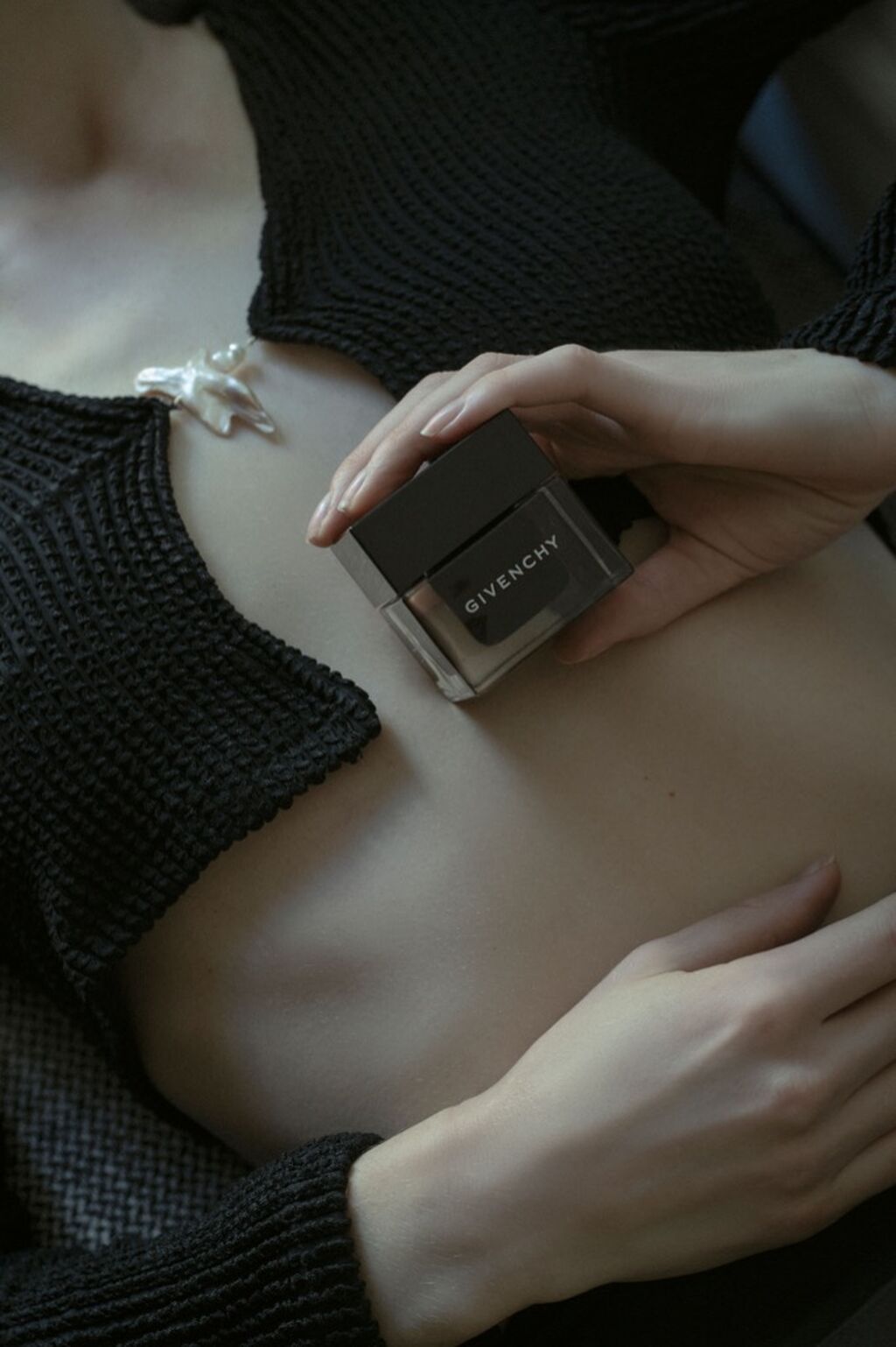 Le Soin Noir de Givenchy, una joya &uacute;nica nacida del mar