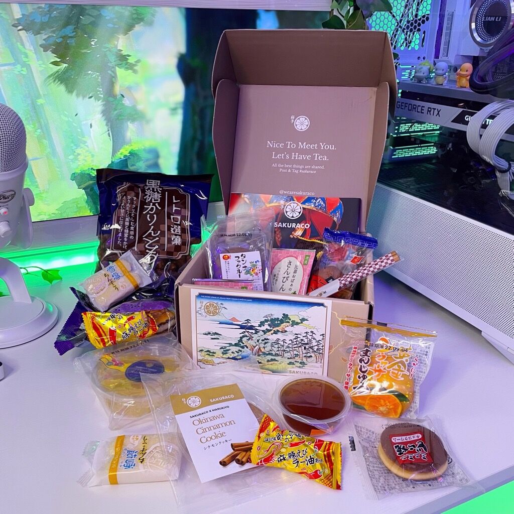 SakuraCo Japanese Snacks Subscription Box - Discount: ELEELOO 