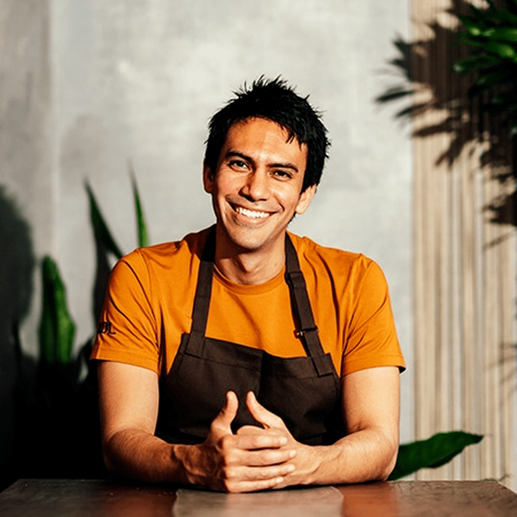 CHEF SANTIAGO LASTRA OF KOL