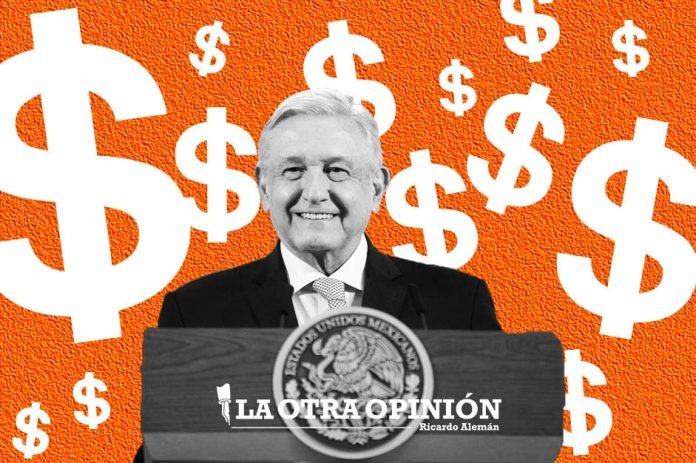 &iexcl;Al diablo la pobreza franciscana! Gobierno alista compra millonaria de camionetas