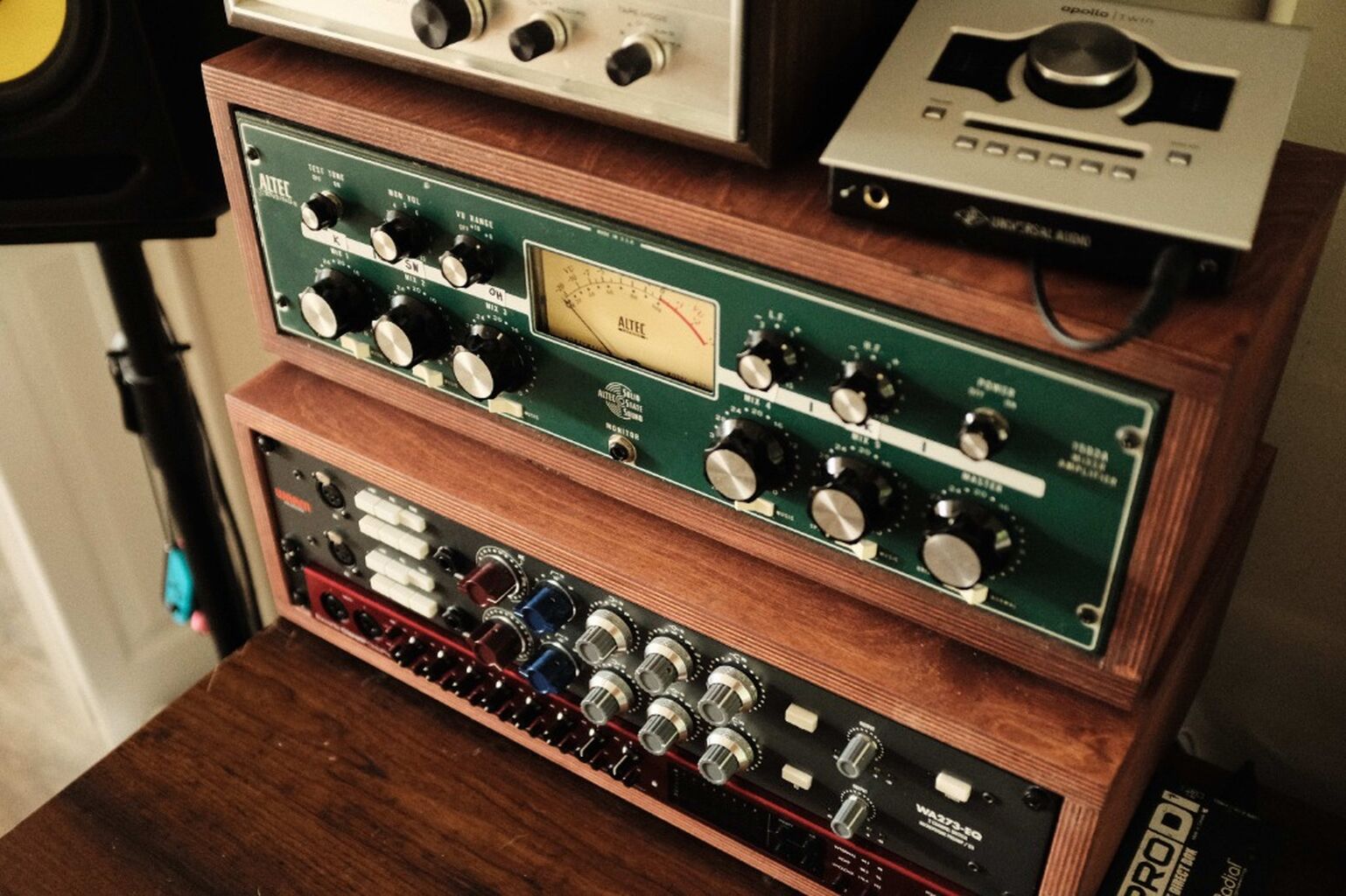 No Tudes, Just Tone