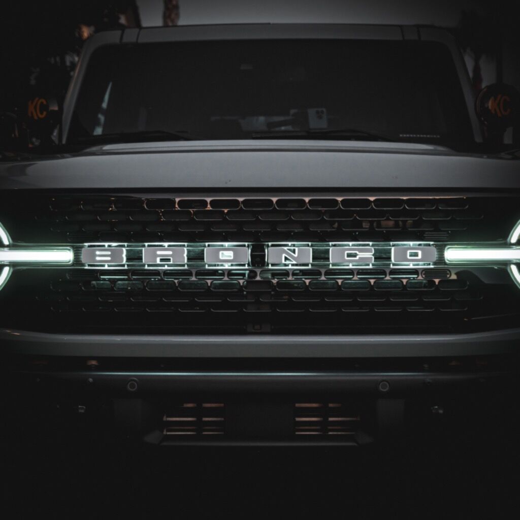 BRONCO GRILL LETTERS 