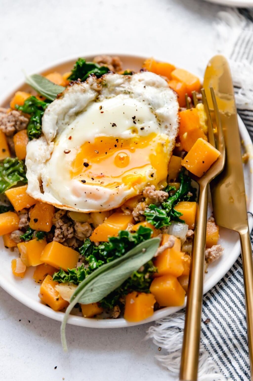 Butternut Squash and Apple Hash with Sausage 