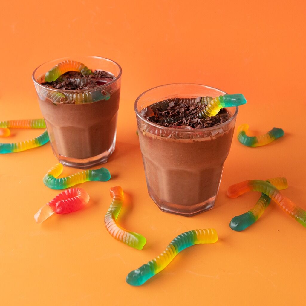 Creepy-Crawly Dirt Pudding Cups